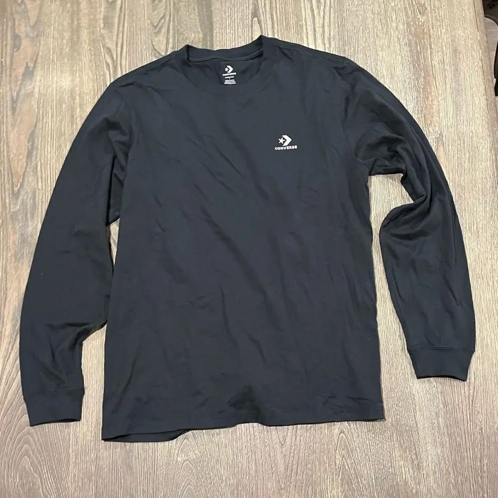 NWOT Converse Star Chevron Long Sleeve T-Shirt Crewneck Relaxed Pullover Black L